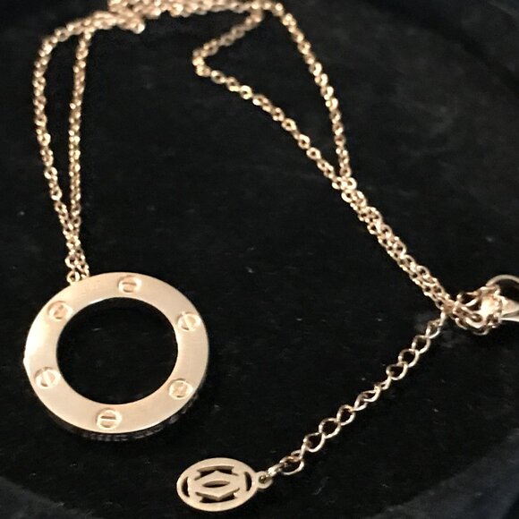Necklace Pendant  - Rose Gold Color - Costume Jewelry - Picture 1 of 14